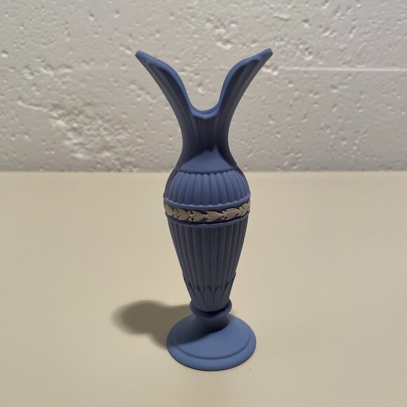 Wedgwood Blue Jasperware Lotus Bud Vase with White Motif - Picture 2 of 8